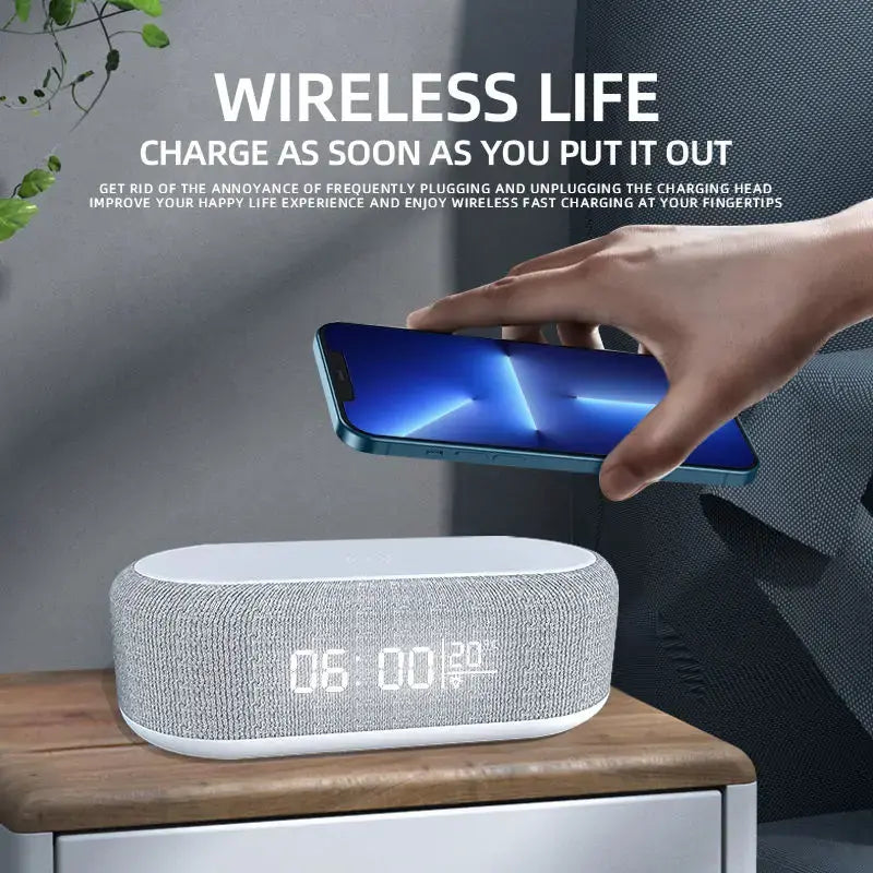 SnoozeCharge™ -Wireless Charger Alarm Clock